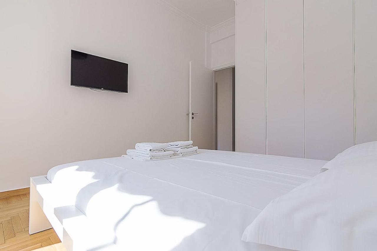 Spacious Two Bedroom Apartment In Central Location Athens Exterior photo